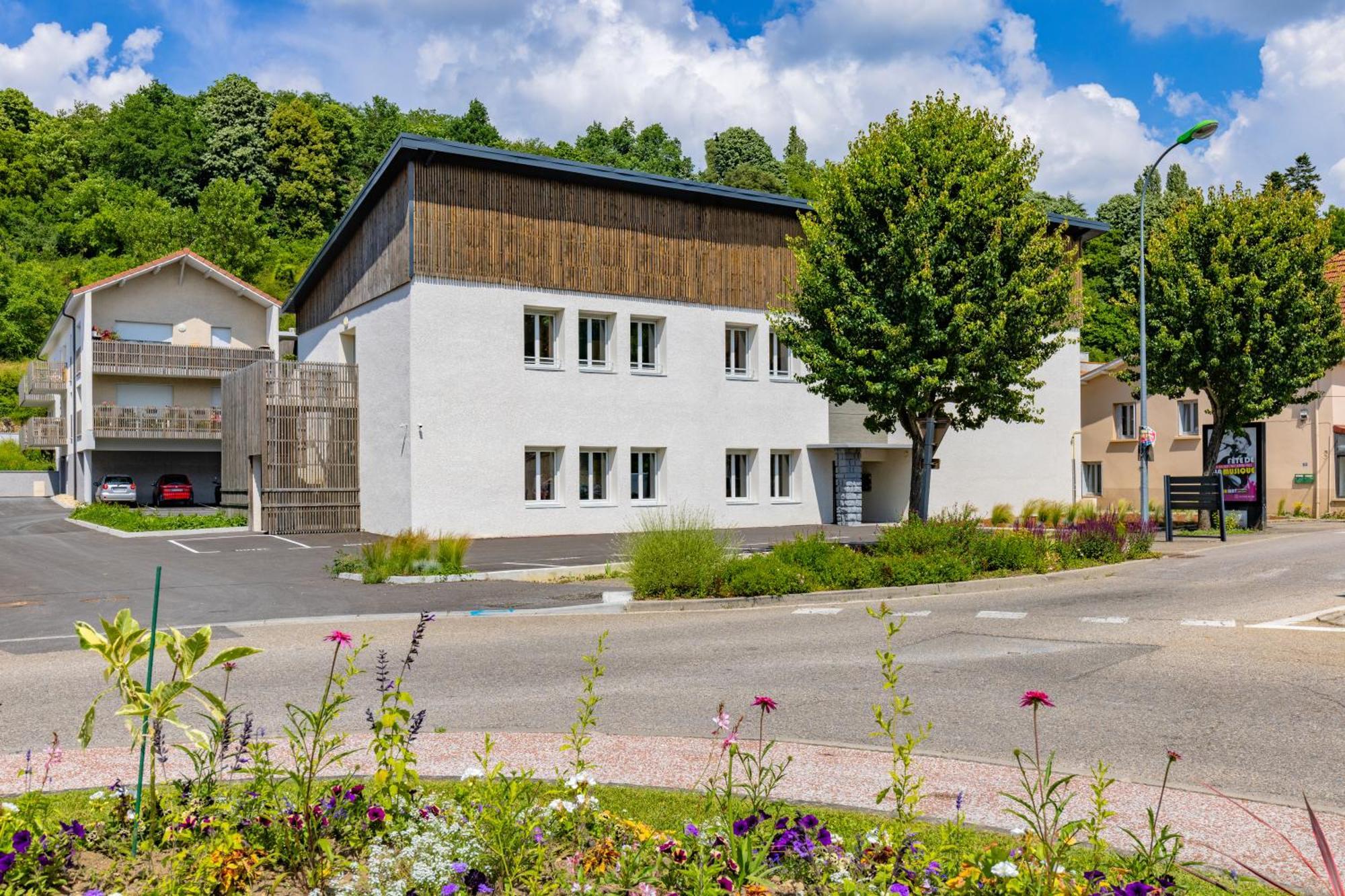 Hotel De La Tour Екстериор снимка